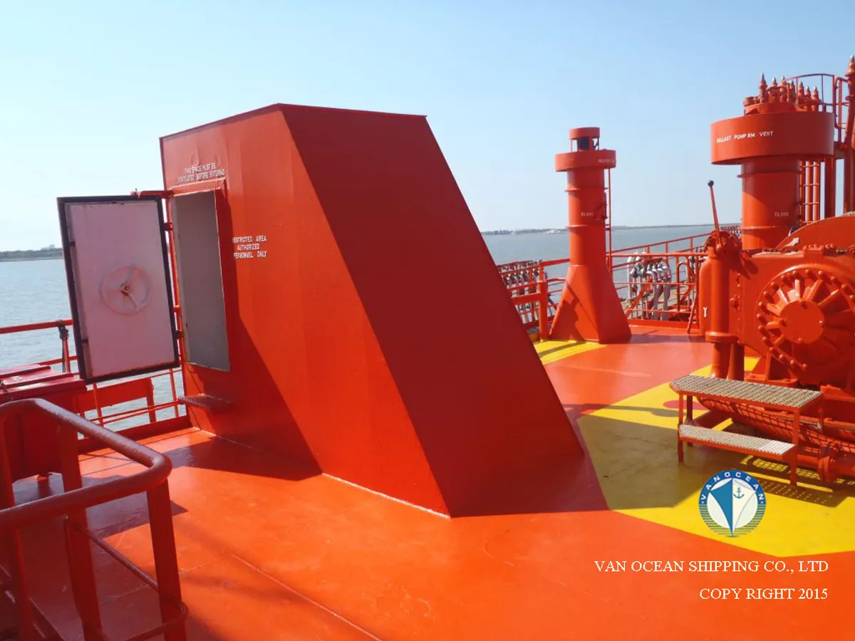 Oil/Chemical tanker for sale