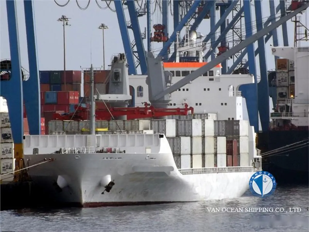 Reefer ship for sale