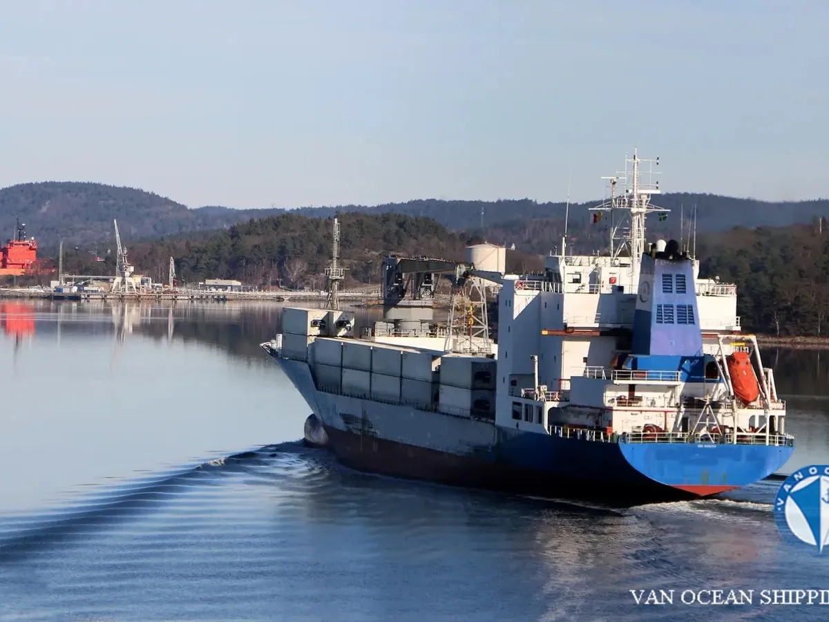 Reefer ship for sale