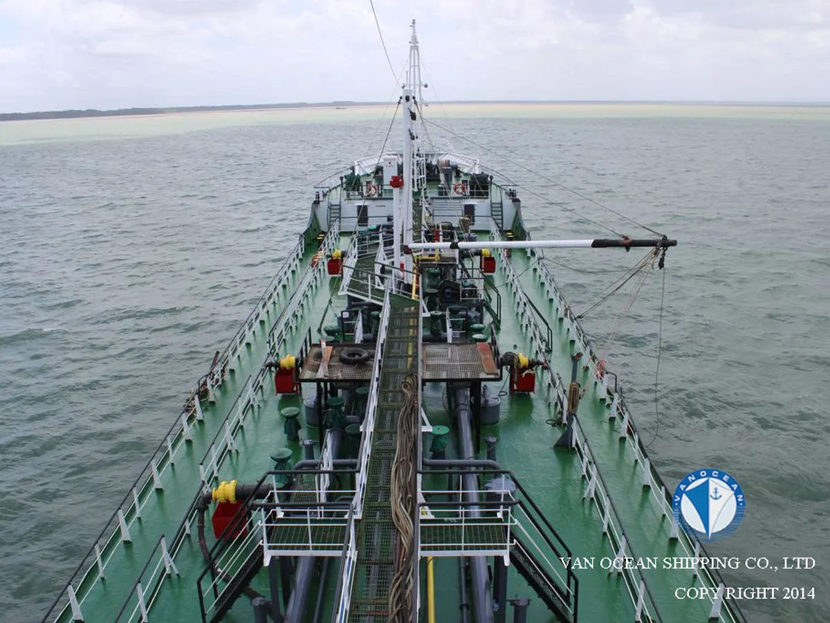 Oil/Chemical tanker for sale