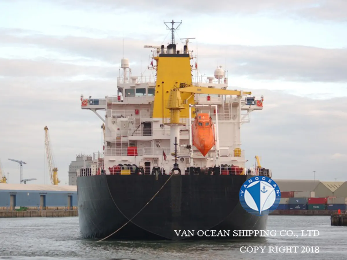 Oil/Chemical tanker for sale