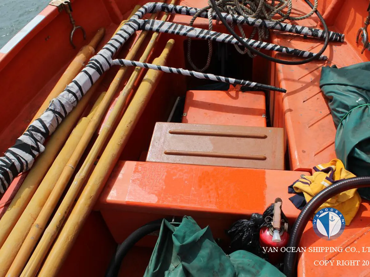 Oil/Chemical tanker for sale