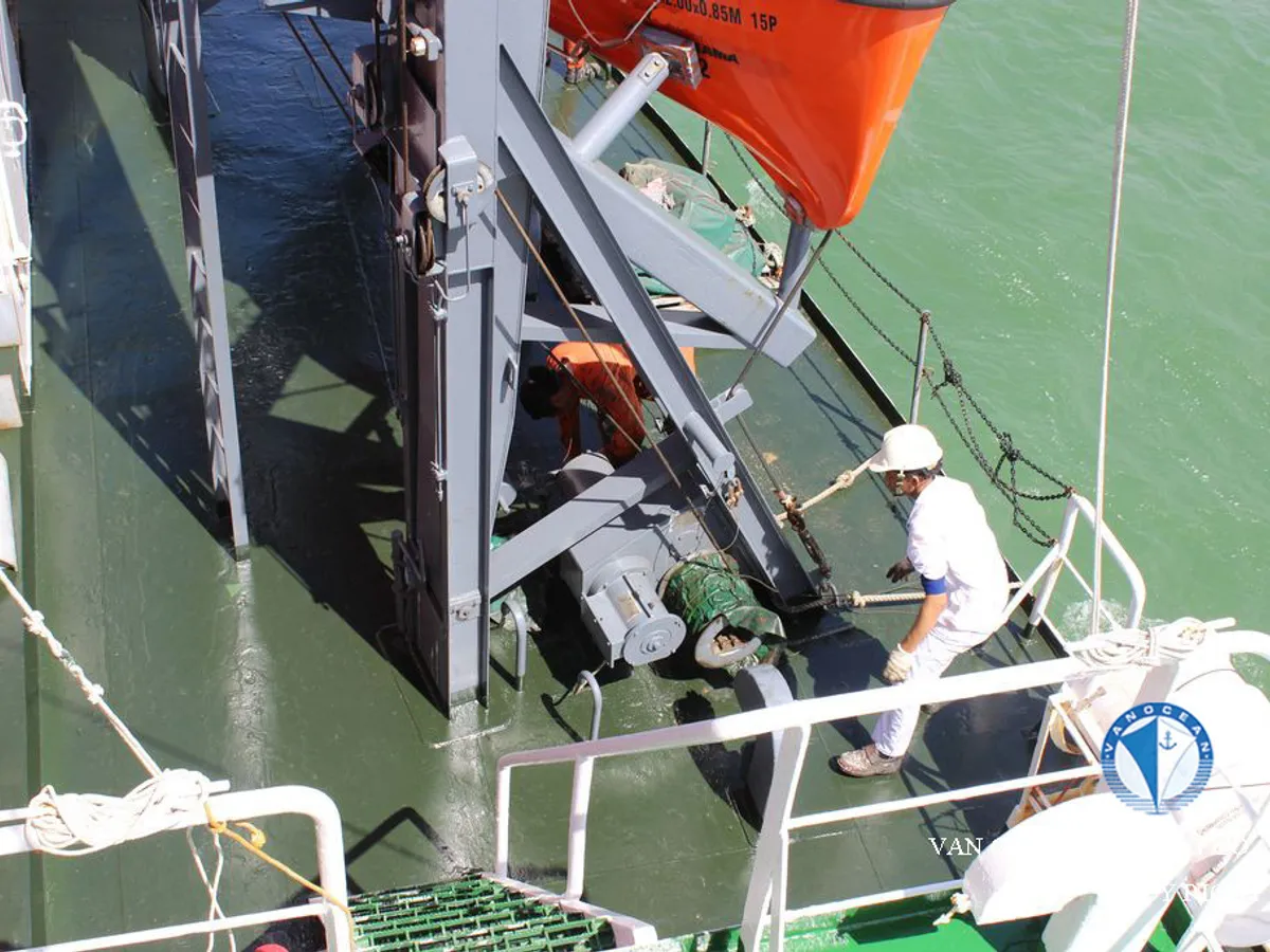 Oil/Chemical tanker for sale