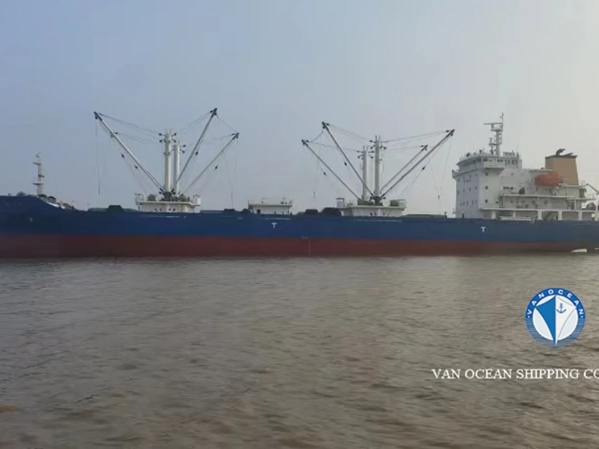 Reefer ship for sale