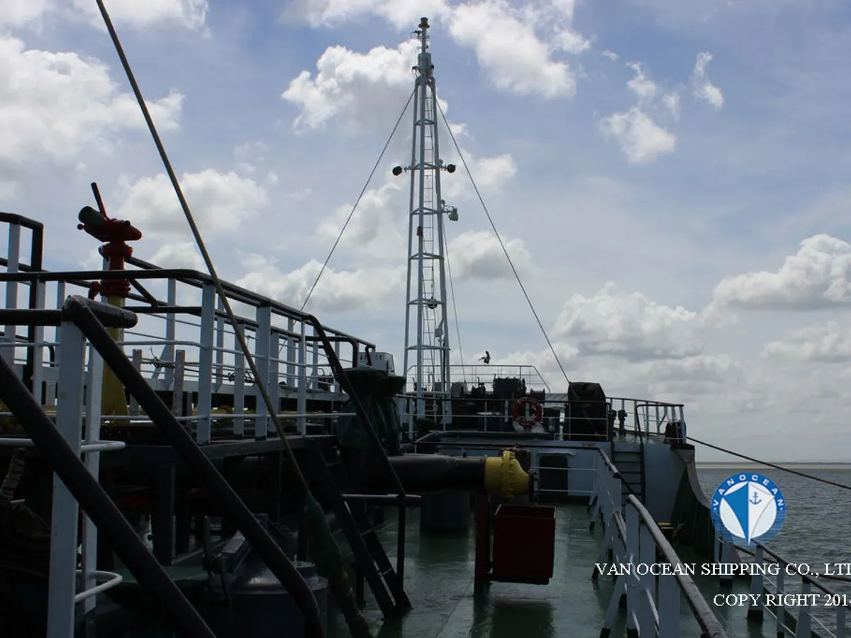 Oil/Chemical tanker for sale