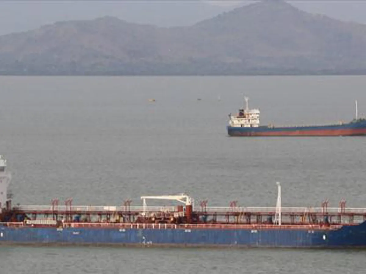 Oil/Chemical tanker for sale