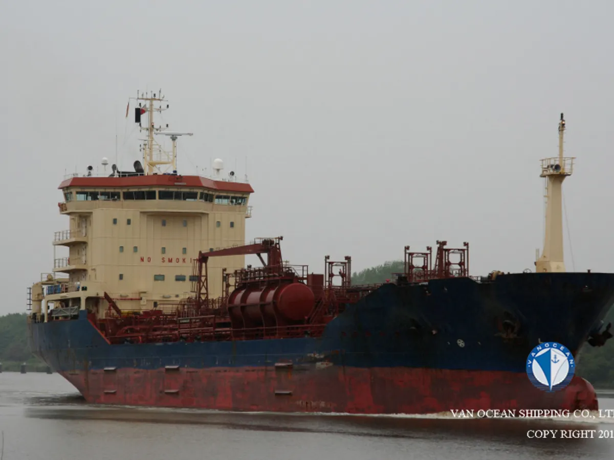 Oil/Chemical tanker for sale