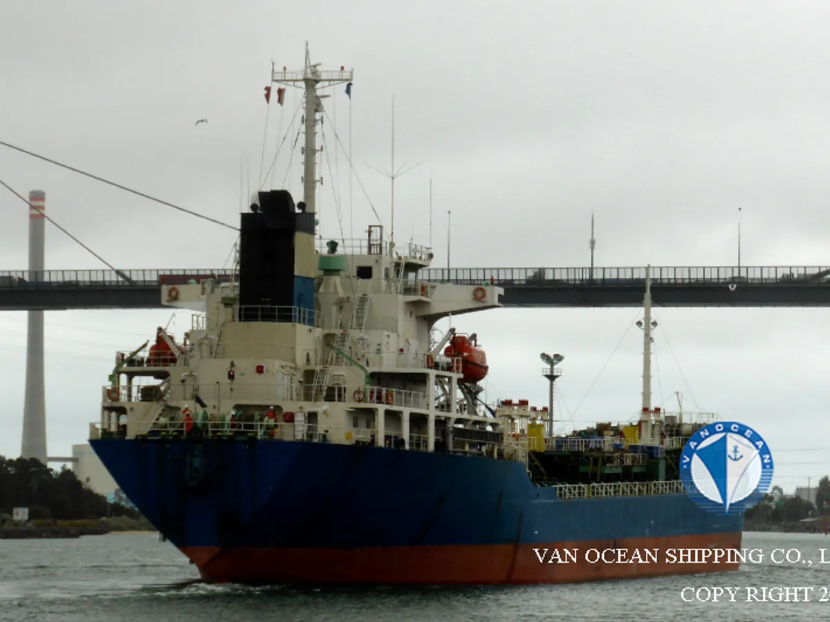 Oil/Chemical tanker for sale