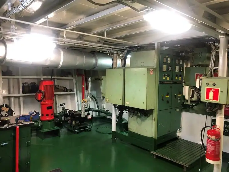 Reefer ship for sale