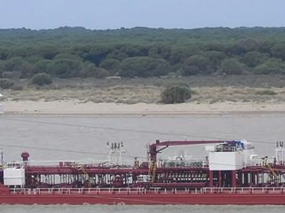 Oil/Chemical tanker for sale