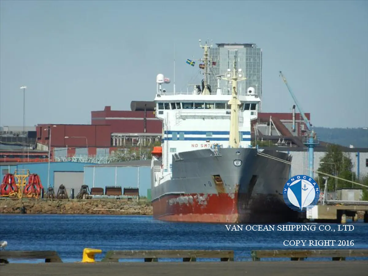 Oil/Chemical tanker for sale