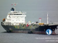 Oil/Chemical tanker for sale