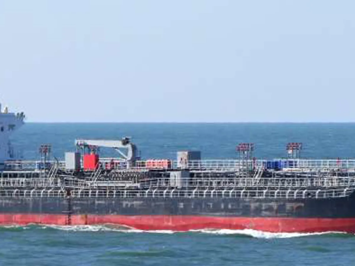 Oil/Chemical tanker for sale