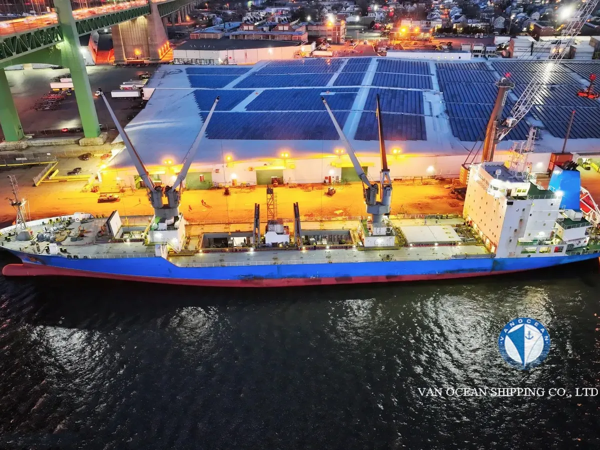 Reefer ship for sale