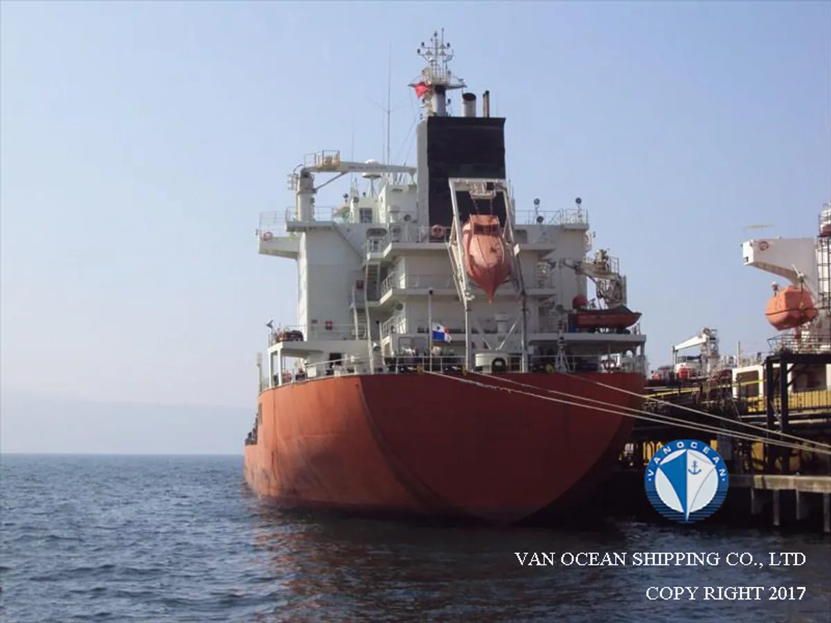 Oil/Chemical tanker for sale