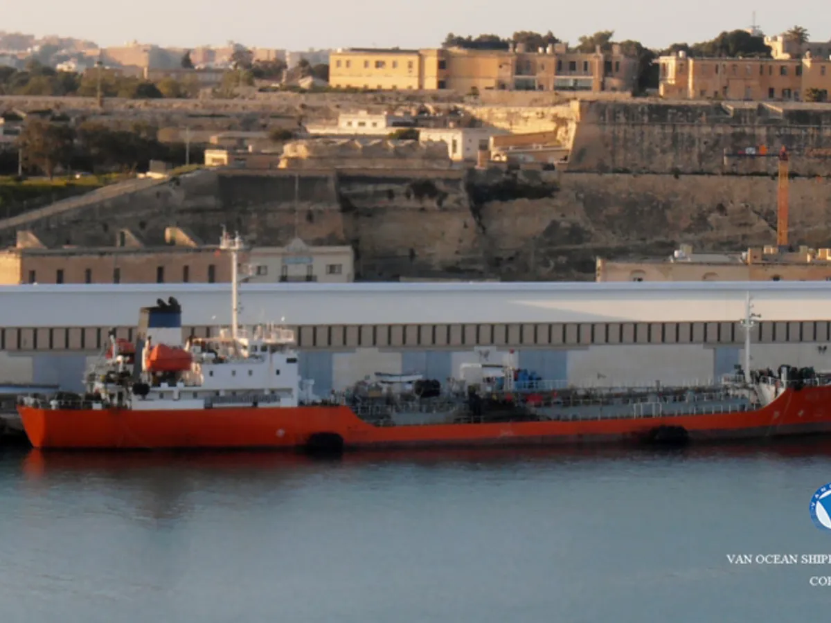 Oil/Chemical tanker for sale