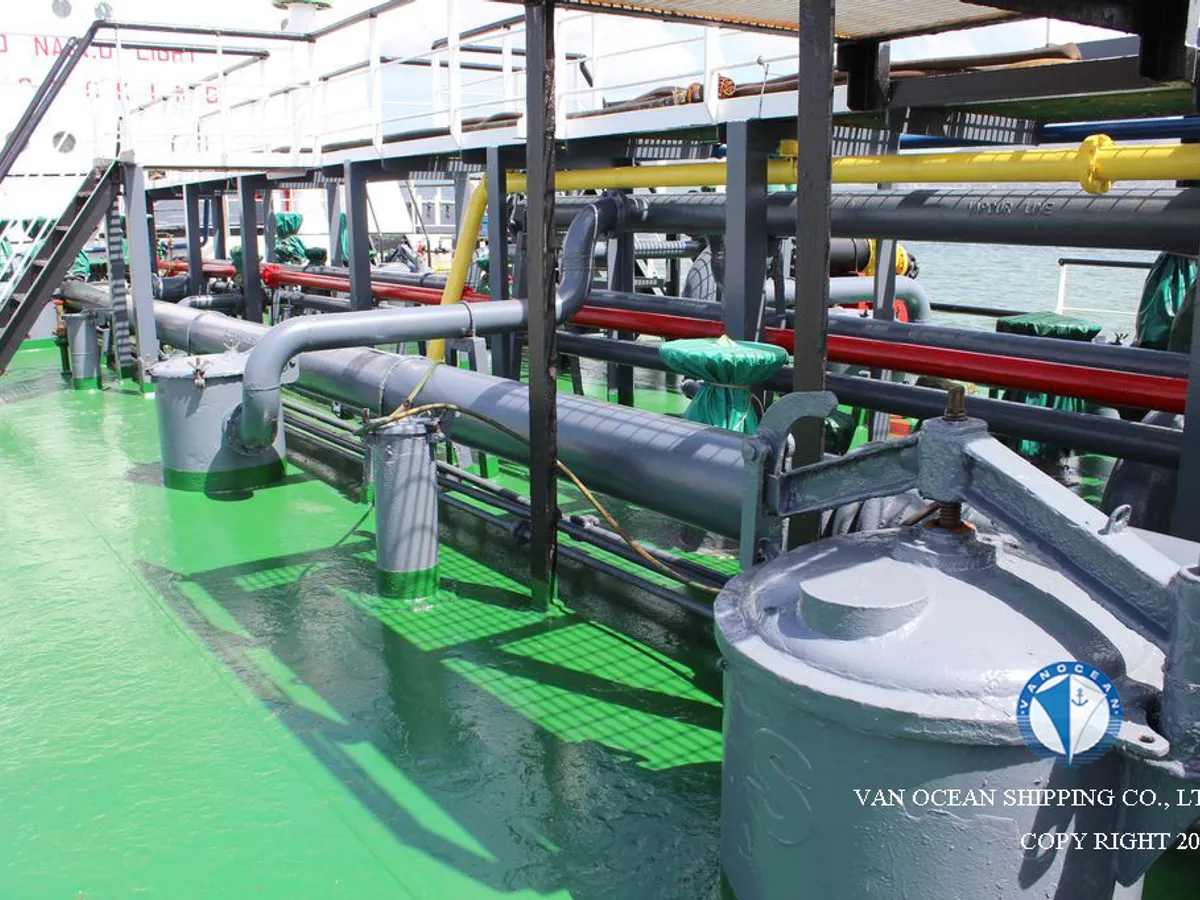 Oil/Chemical tanker for sale