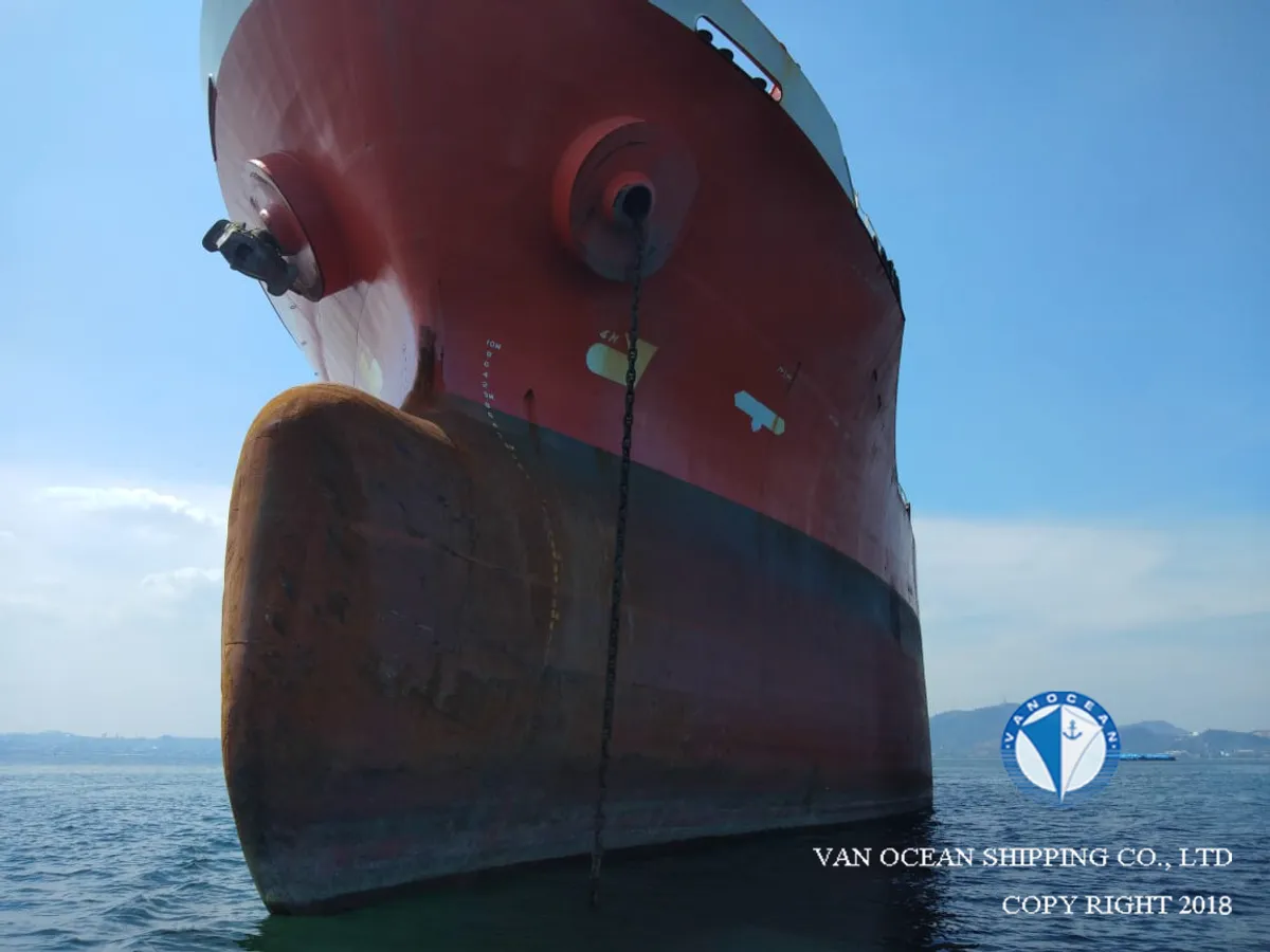 Oil/Chemical tanker for sale