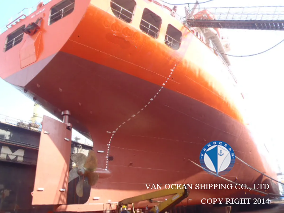 Oil/Chemical tanker for sale