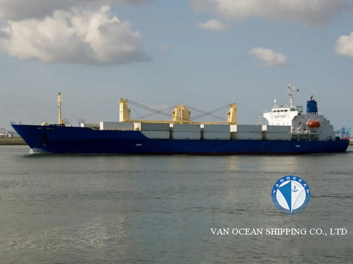 Reefer ship for sale
