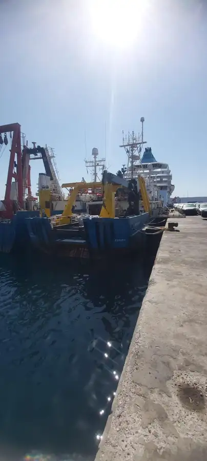Research vessel for sale