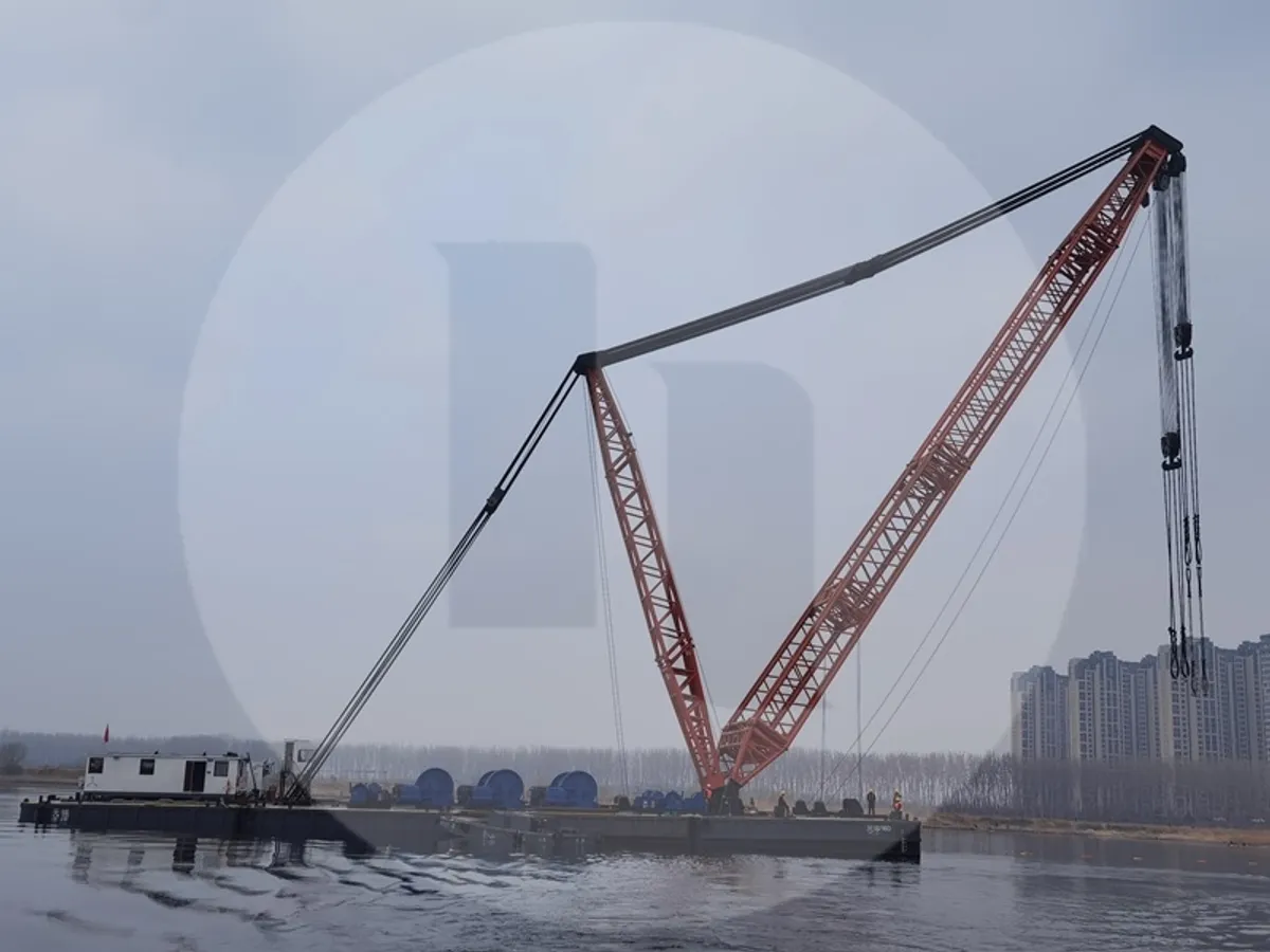 Crane vessel for sale