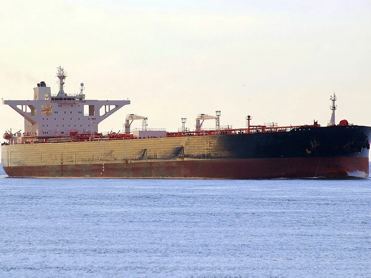 Oil/Chemical tanker for sale
