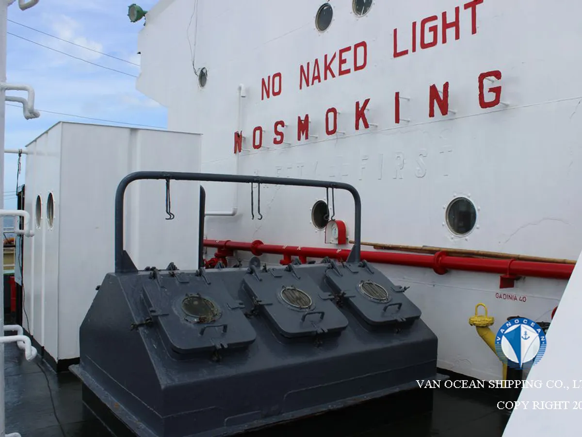 Oil/Chemical tanker for sale