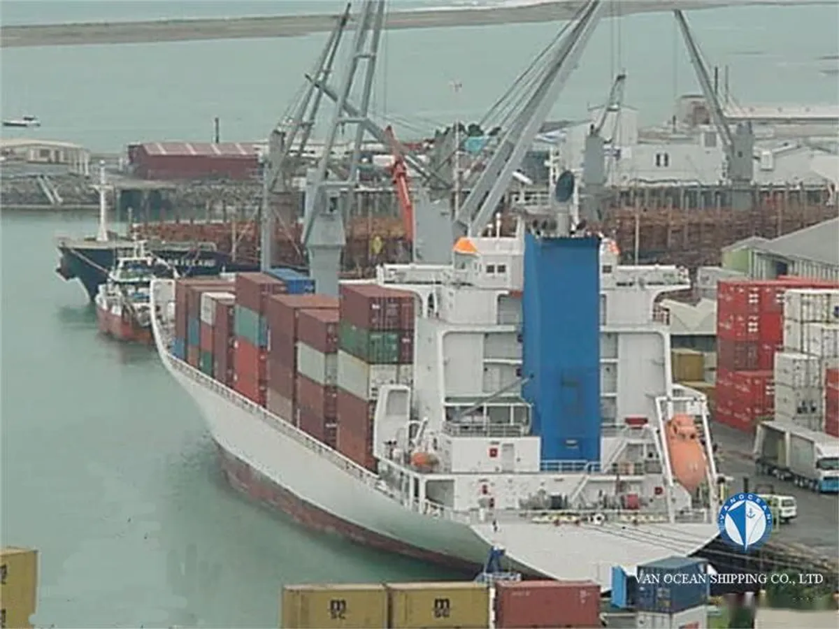 Reefer ship for sale