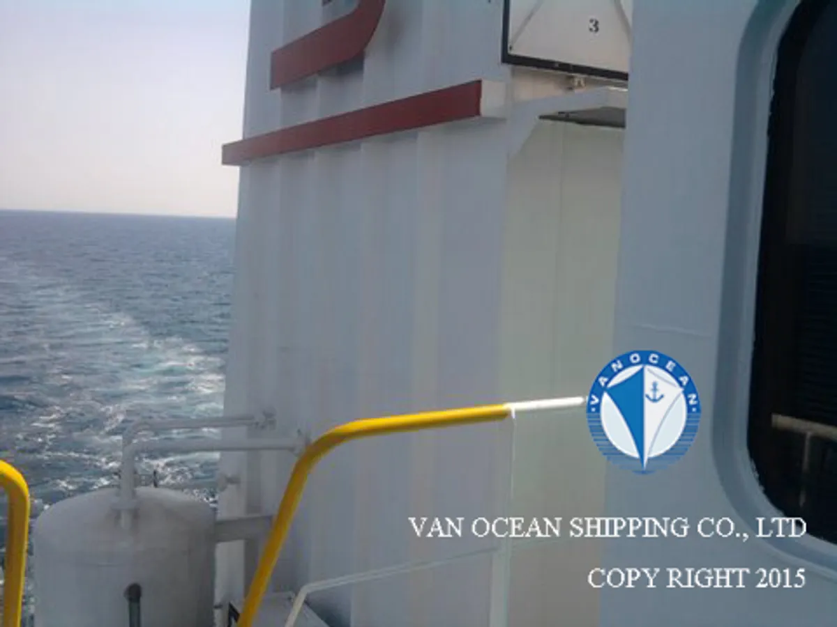 Oil/Chemical tanker for sale