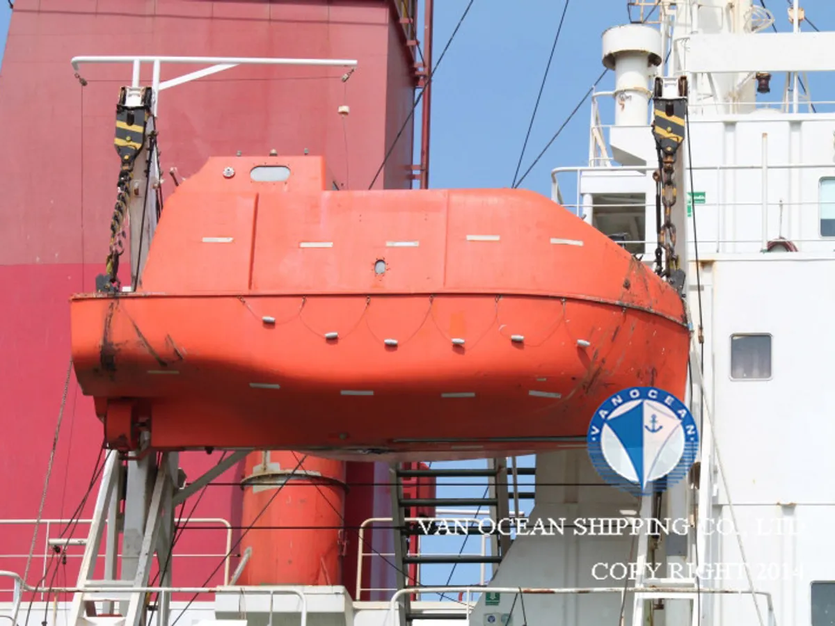 Oil/Chemical tanker for sale
