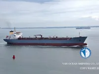 Oil/Chemical tanker for sale