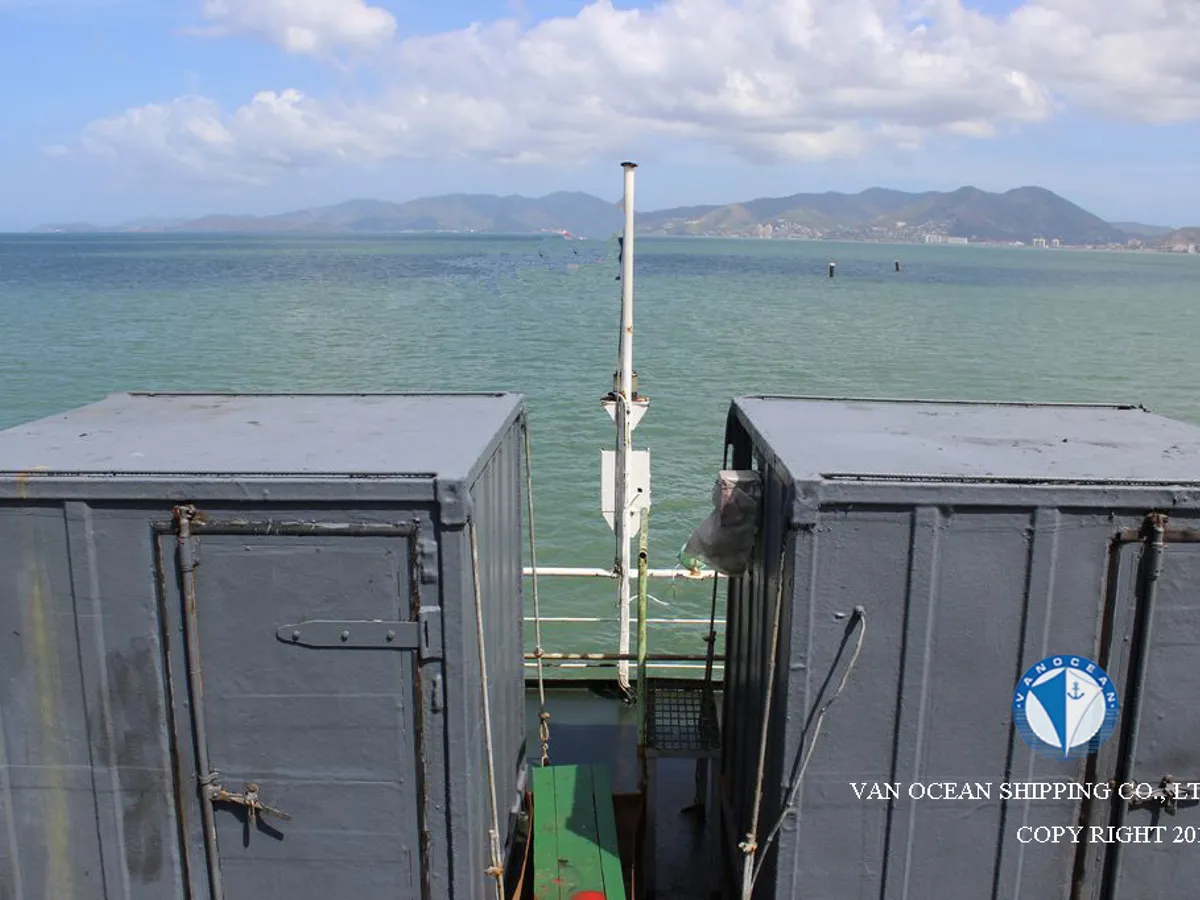 Oil/Chemical tanker for sale