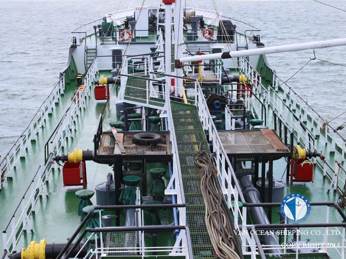 Oil/Chemical tanker for sale
