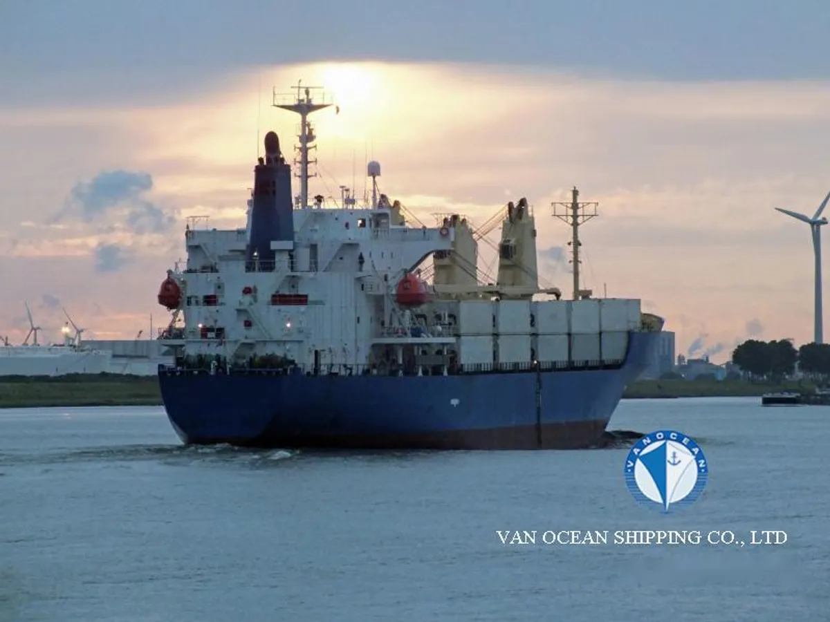 Reefer ship for sale