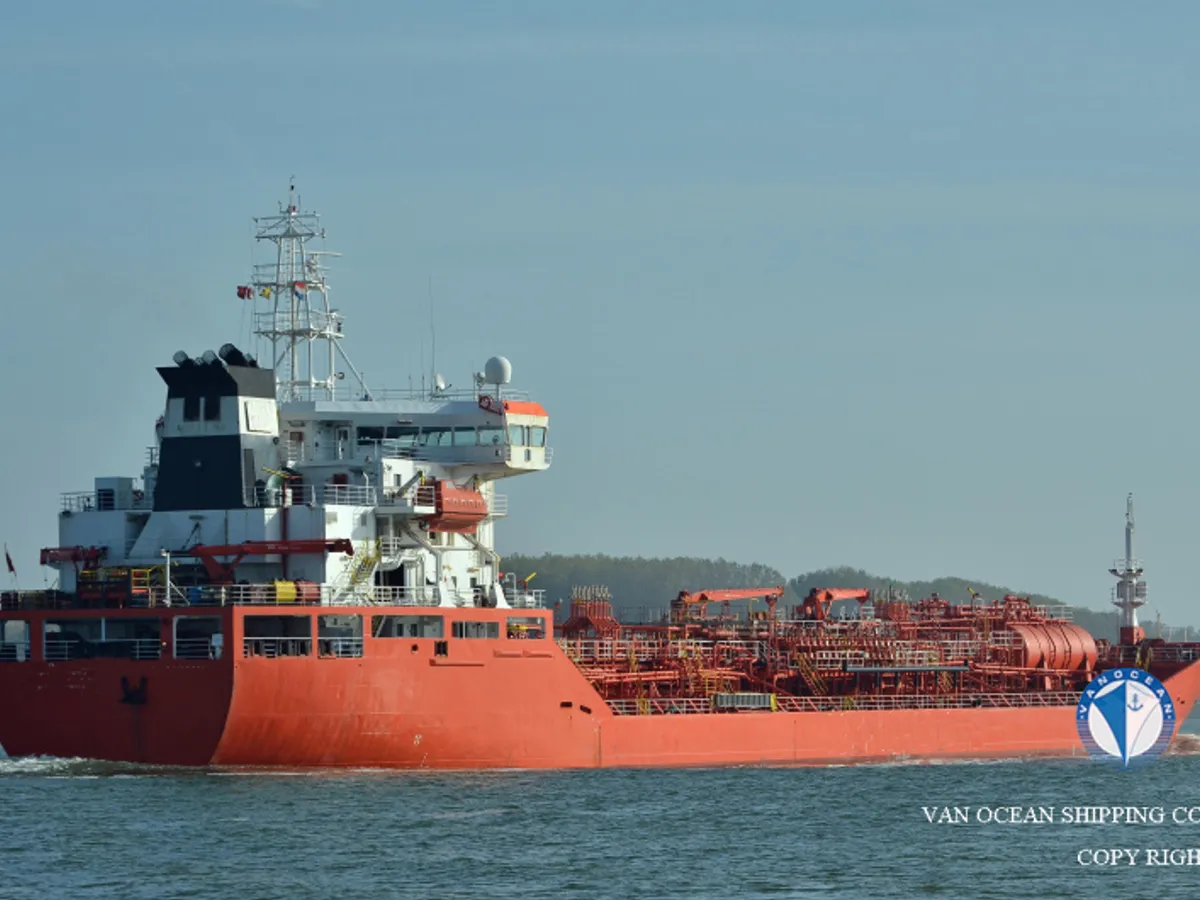 Oil/Chemical tanker for sale