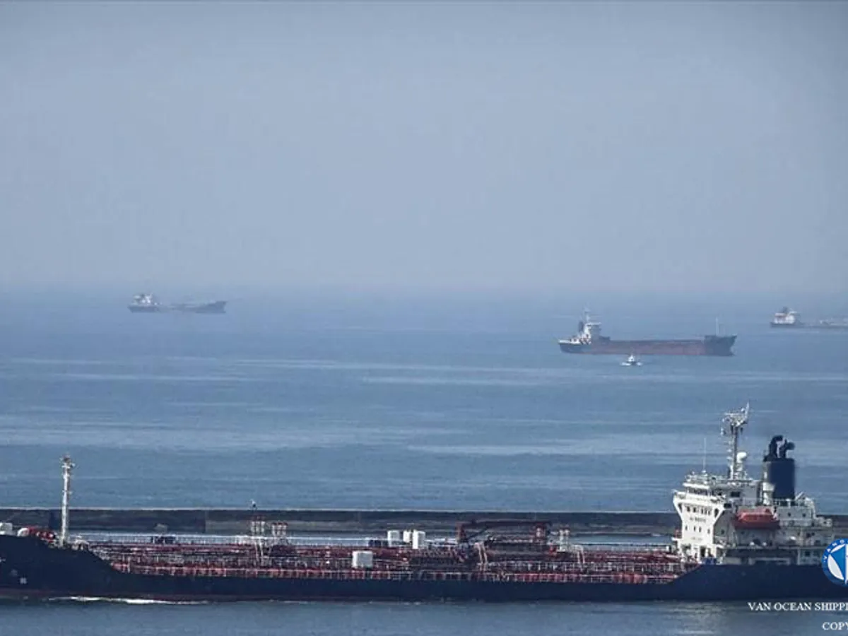 Oil/Chemical tanker for sale