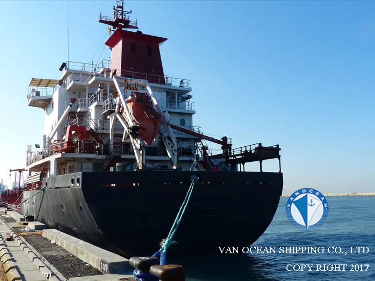 Oil/Chemical tanker for sale