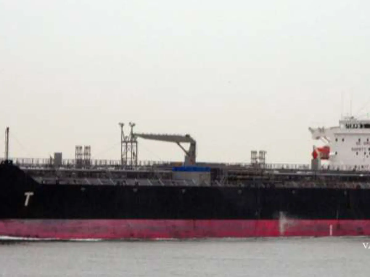 Oil/Chemical tanker for sale