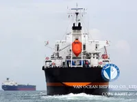 Oil/Chemical tanker for sale