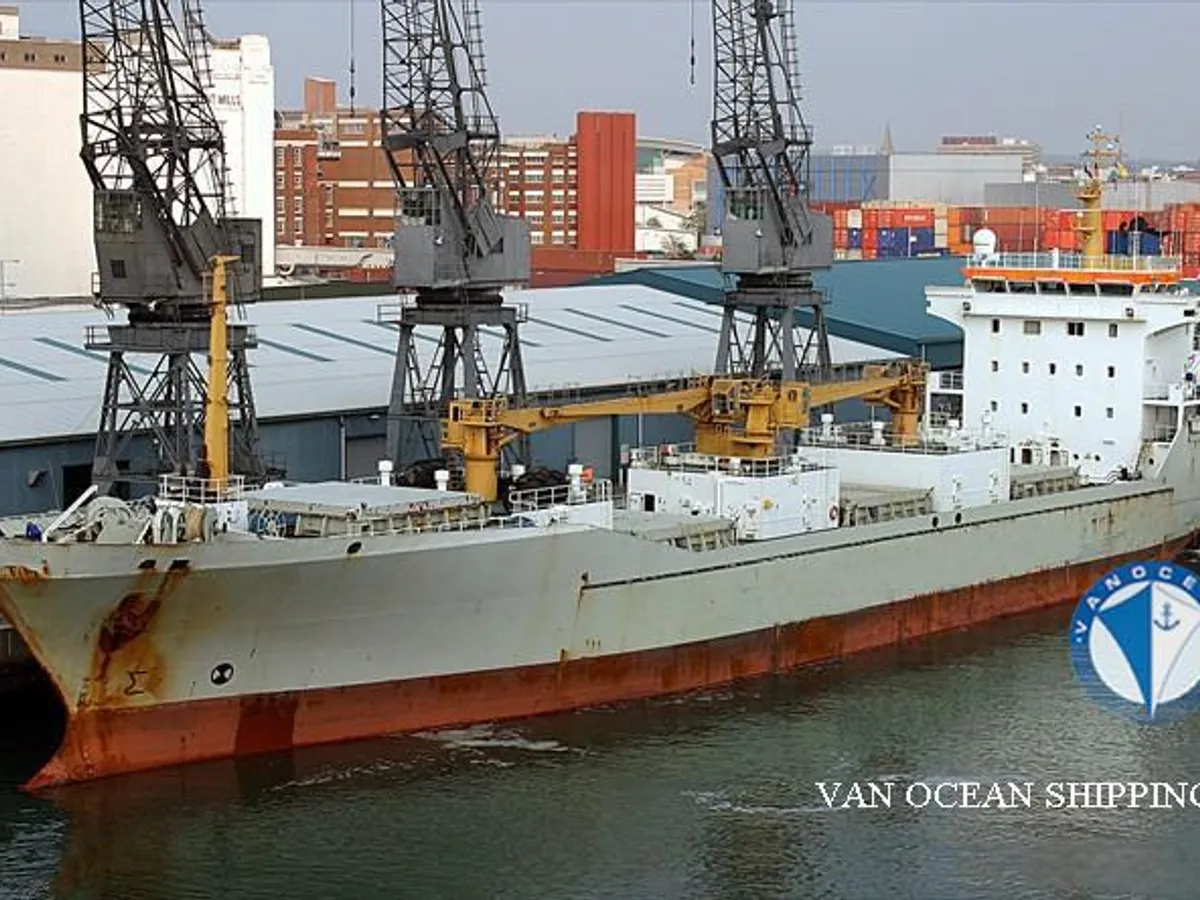 Reefer ship for sale
