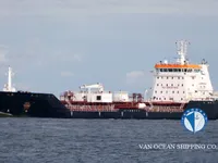 Oil/Chemical tanker for sale