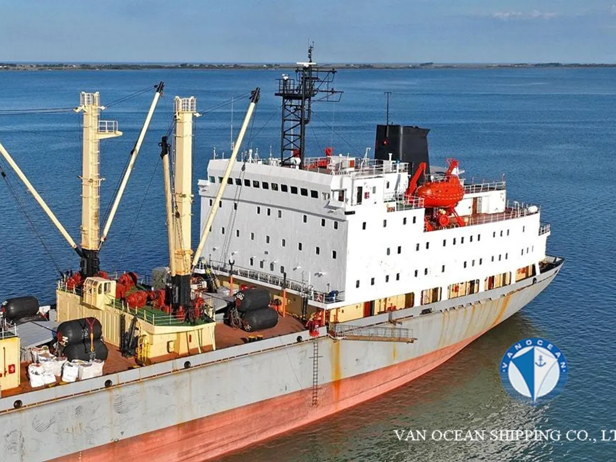 Reefer ship for sale