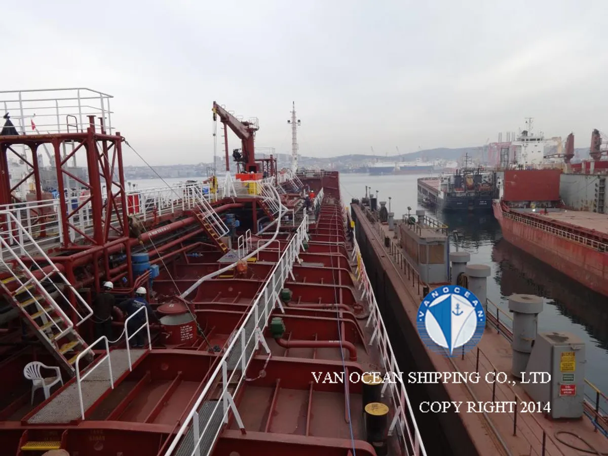 Oil/Chemical tanker for sale