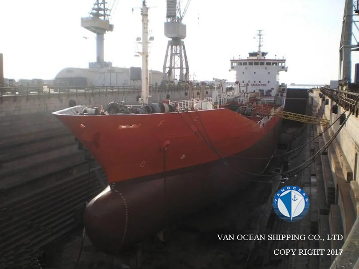 Oil/Chemical tanker for sale