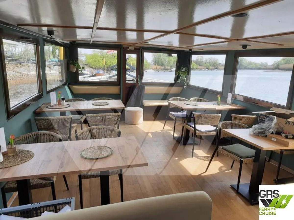Tour boat for sale