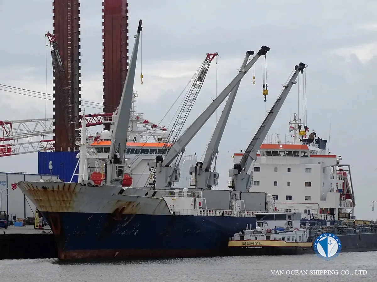 Reefer ship for sale