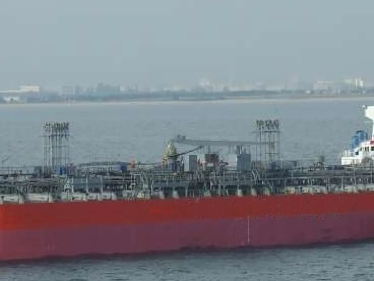 Oil/Chemical tanker for sale