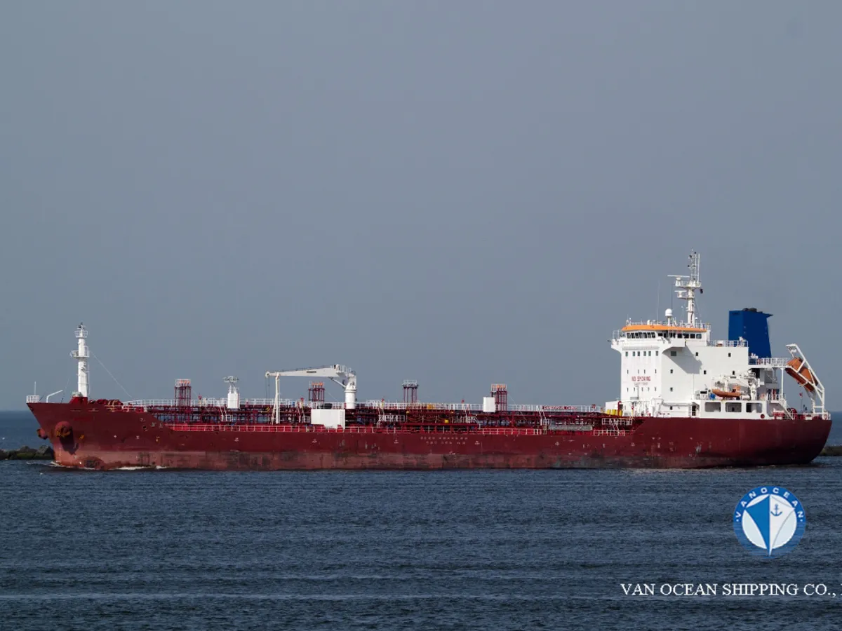 Oil/Chemical tanker for sale