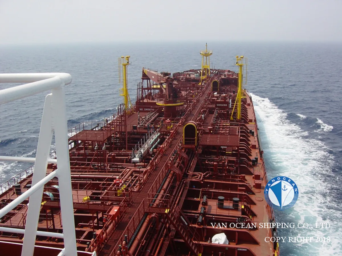 Oil/Chemical tanker for sale